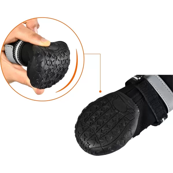 Amazon Basics Waterproof AntiSlip Reflective Dog Boots Size 3  20 x 25Size 2  18 x 23