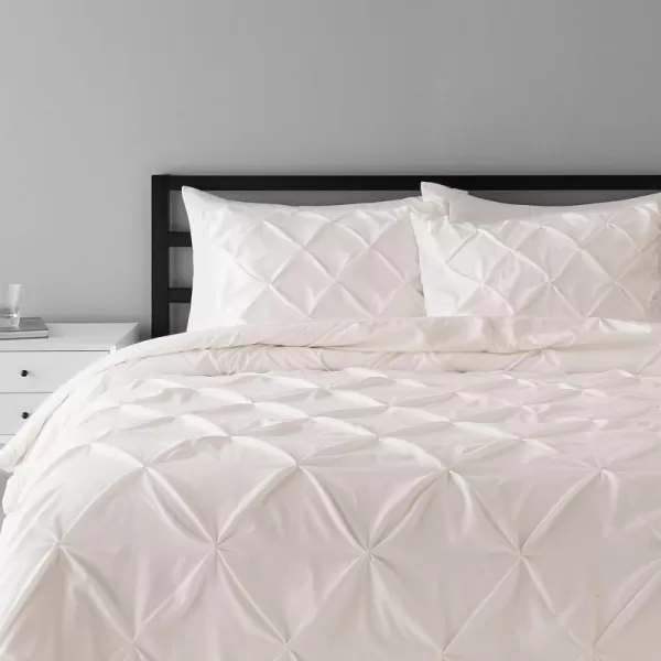 Amazon Basics AllSeason DownAlternative 3 Piece Comforter Bedding Set FullQueen Bright White PinchPleat With Piped EdgesCream King