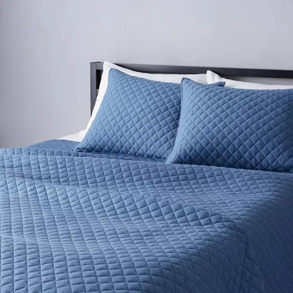 Chambray King Quilt Set