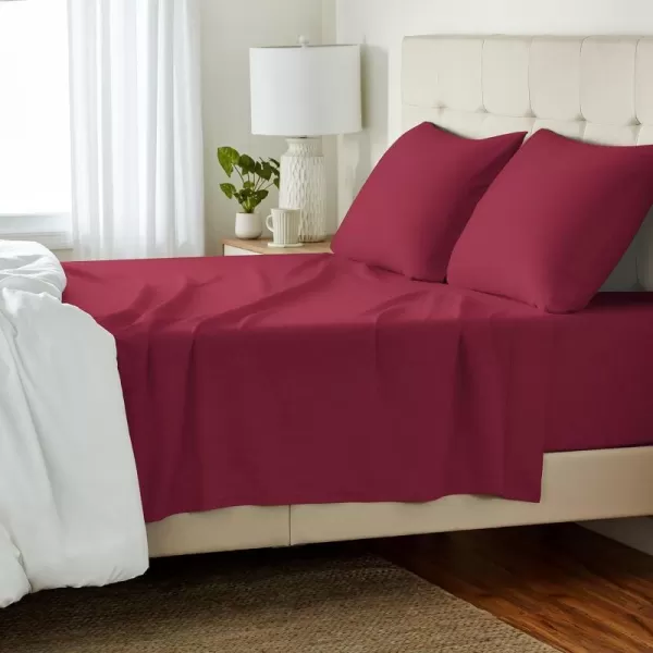 Red Queen Sheet Set