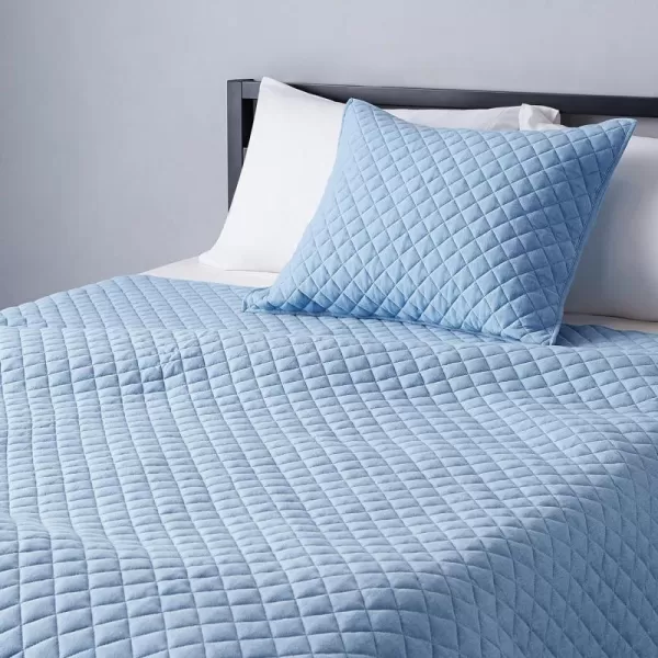 Sky Blue Twin/Twin XL Quilt Set