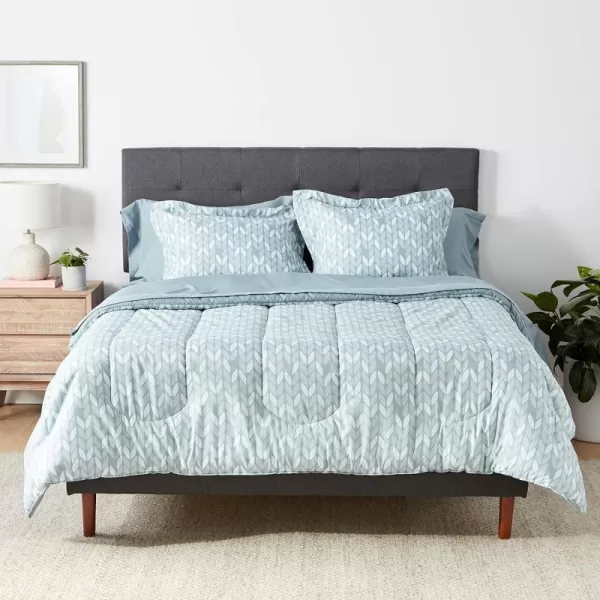 Amazon Basics Lightweight Microfiber BedinaBag Comforter 5Piece Bedding Set TwinTwin XL Navy with Simple PlaidGray Leaf FullQueen