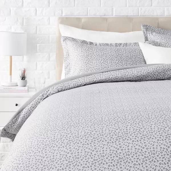 Amazon Basics Lightweight Microfiber Duvet Cover Set with Snap Buttons FullQueen Bright WhiteGrey Cheetah King Zipper