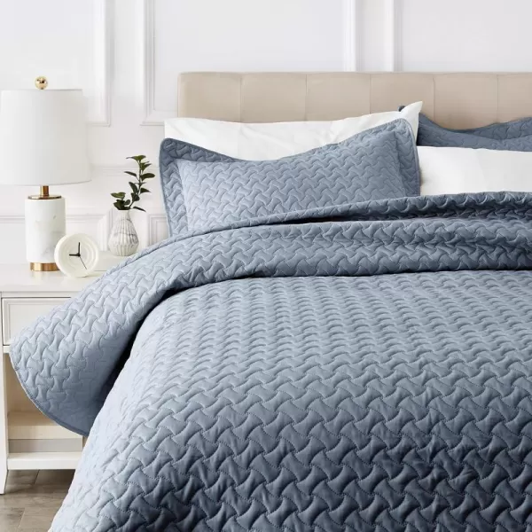 Amazon Basics Oversized Quilt Bed Set Embossed Coverlet and Sham  Twin Beige DiamondSpa Blue FullQueen Wave