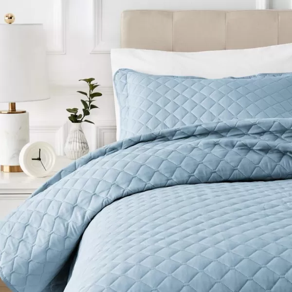 Amazon Basics Oversized Quilt Bed Set Embossed Coverlet and Sham  Twin Beige DiamondSpa Blue Twin Diamond