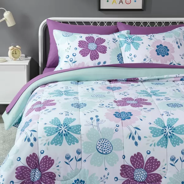 imageAmazon Basics 7 Piece Microfiber Kids BedinaBag Bedding Set FullQueen Green SolidBluish Flower