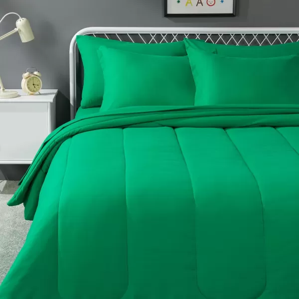imageAmazon Basics 7 Piece Microfiber Kids BedinaBag Bedding Set FullQueen Green SolidGreen