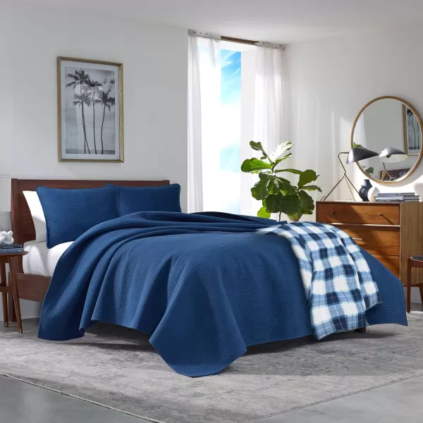 Nautica Blanket Plush Fleece Bedding Home Decor for All Seasons Queen Northsail Plaid NavyTwin Northsail Plaid Blue
