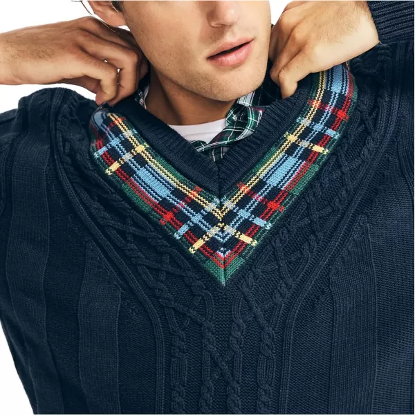 Nautica Mens Reissue Plaid CableKnit VNeckNavy