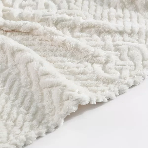 Nautica Throw Blanket Reversible Cable Knit Sherpa Bedding Home Decor for All Seasons Ivory 50 x 6050 x 60 Ivory