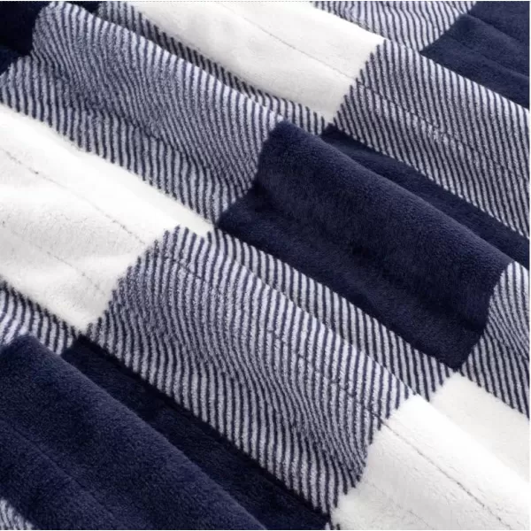 Brookstone 4Heat Setting Luxurious Heated ThrowBlanket 50 x 60 in Navy PlaidBrookstone 4Heat Setting Luxurious Heated ThrowBlanket 50 x 60 in Navy Plaid