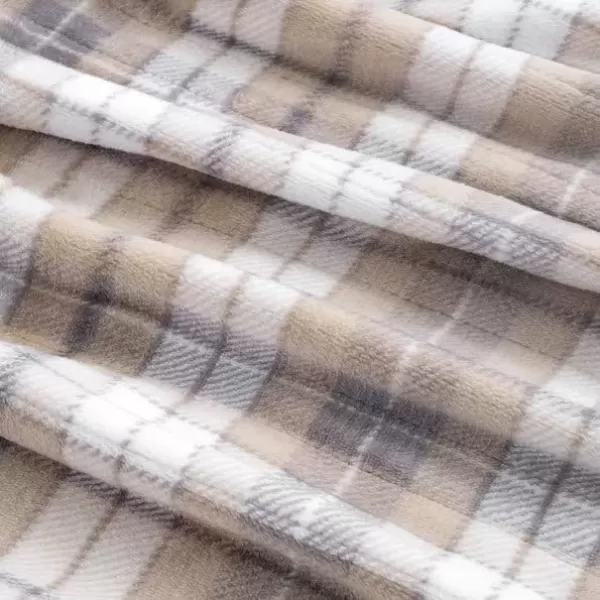 Brookstone 4Heat Setting Luxurious Heated ThrowBlanket 50 x 60 in Oatmeal PlaidBrookstone 4Heat Setting Luxurious Heated ThrowBlanket 50 x 60 in Oatmeal Plaid